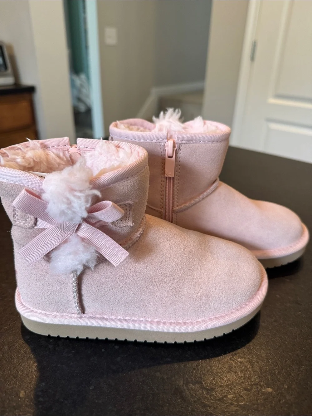 Toddler Girl’s Koolaburra by Ugg Boots (10)